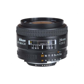 Nikon AF Nikkor 24mm f/2.8D