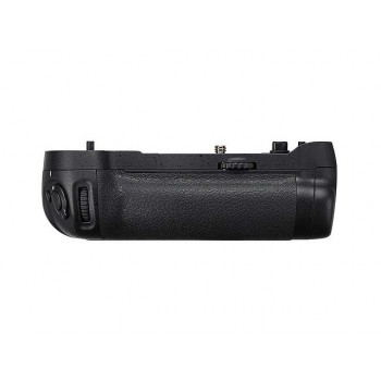 Nikon MB-D17 Multi Battery Power Pack for D500