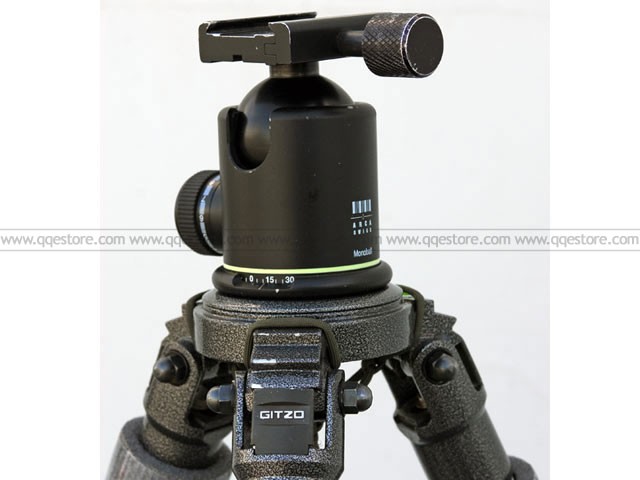 GITZO Mountaineer Reporter Mk2 G1227 CarbonFiber Tripod GITZO Mountaineer Reporter Mk2 G1227 CarbonFiber Tripod